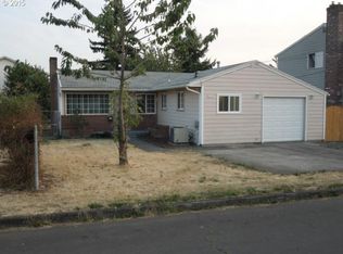 8522 SE Raymond Ct, Portland, OR 97266