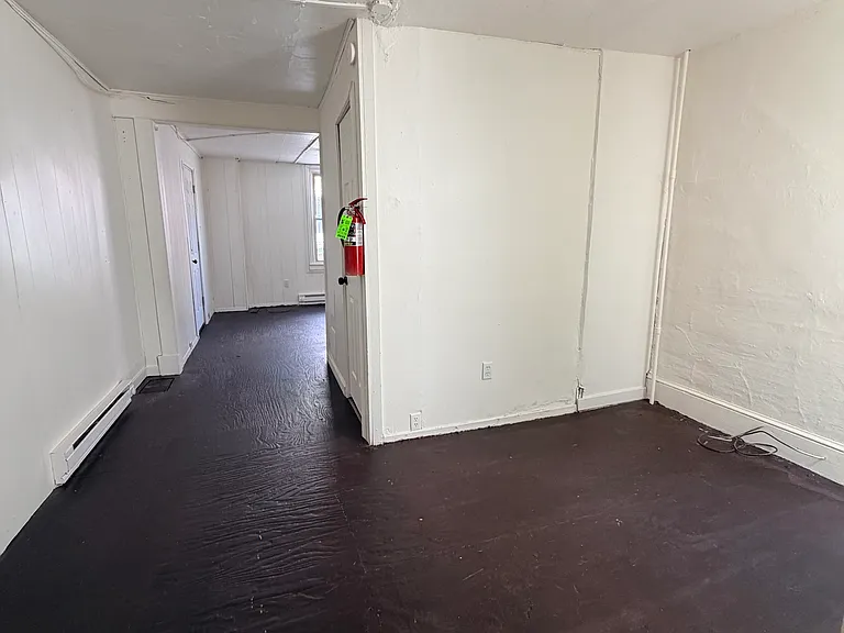 695 Pearl St #1 — Photo 4