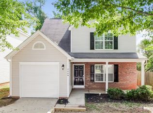 2449 Reid Oaks Dr, Charlotte, NC 28208