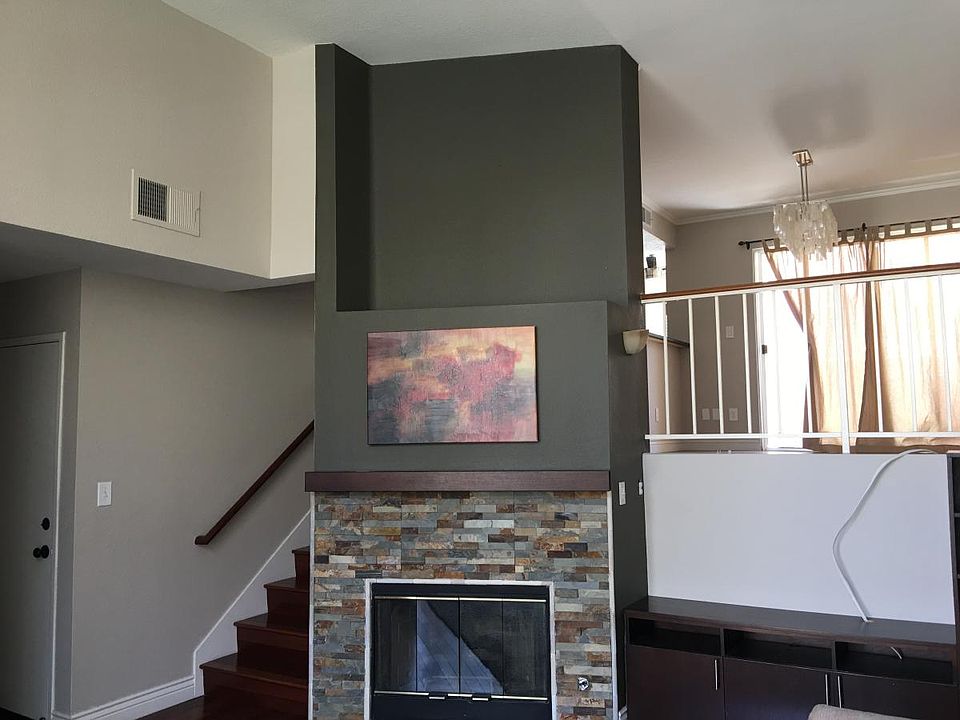 Living room with gas fireplace