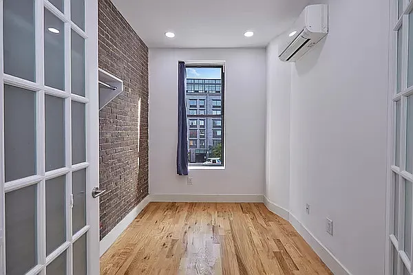 Rented by Green Leaf Management, LLC | media 27