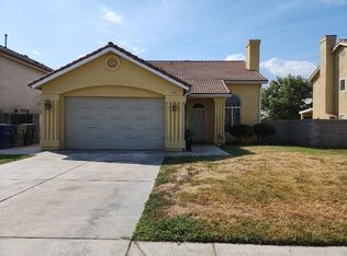 1420 Deborah Ln, Madera, CA 93637