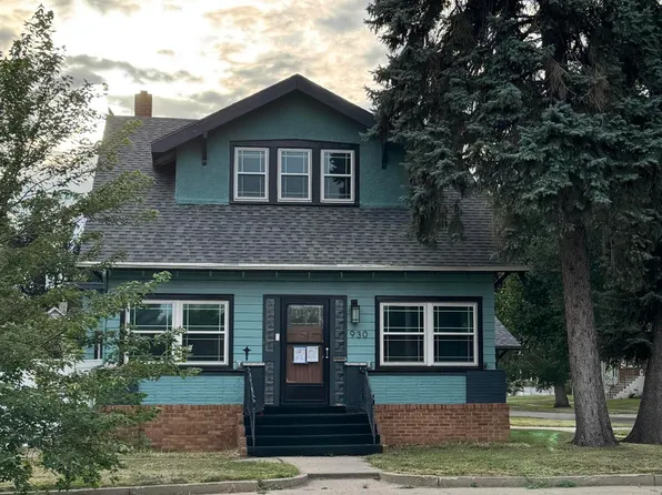 930 N 6th St, Bismarck, ND 58501