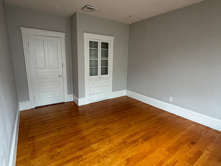 488 Park Ave #3 — Photo 14