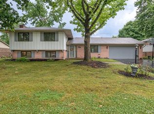 5603 Oak Valley Rd, Dayton, OH 45440