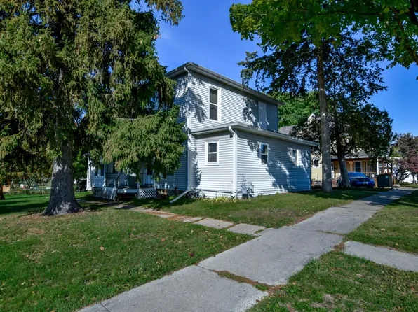 505-513 Birch St, Baraboo, WI 53913