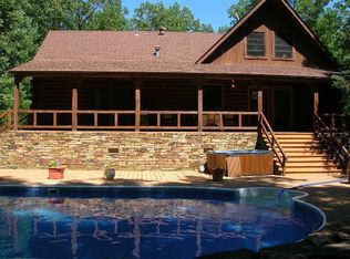 325 Dogwood Ln, Ozark, IL 62972