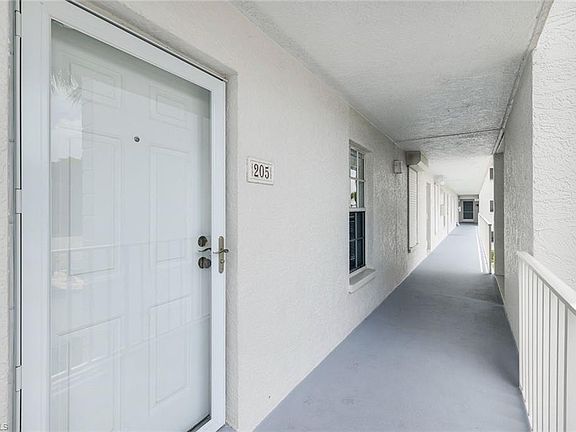 4th image of 9580 Victoria LN #205