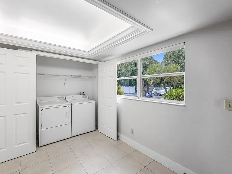 1201 Solana Rd #5 — Photo 13