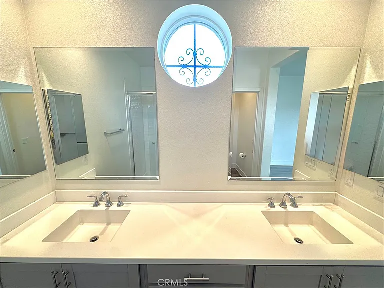 15936 Ellington Way — Photo 38