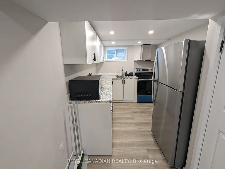 67 Seven Oaks Dr #BASEMENT — Photo 5