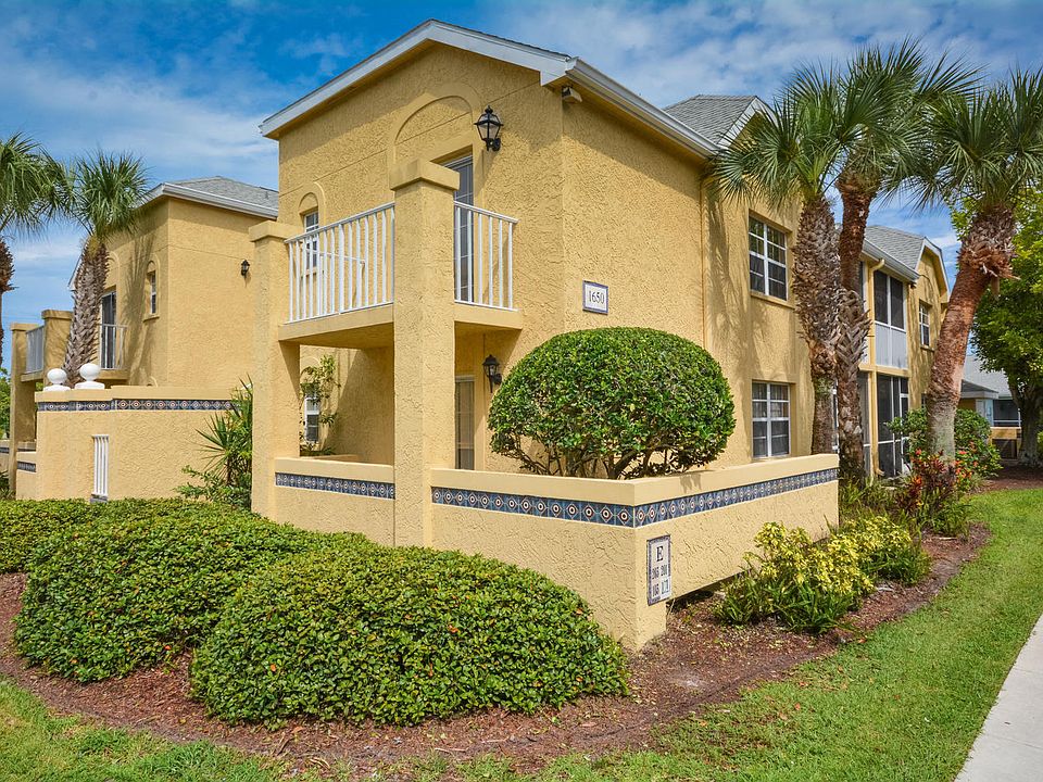 1st image of 1650 SE Green Acres Circle #101