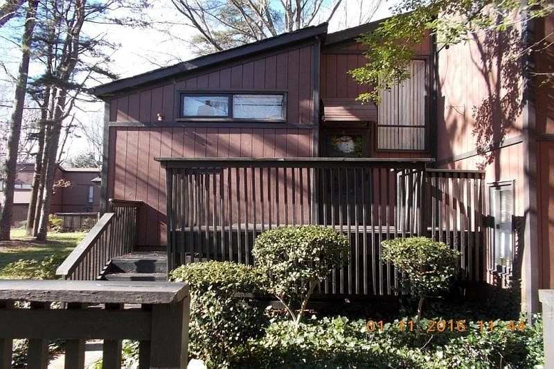 1st image of 5316 Farm Pond Ln