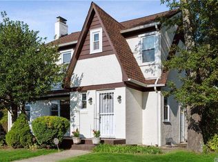 322 Westwood Rd, Woodmere, NY 11598