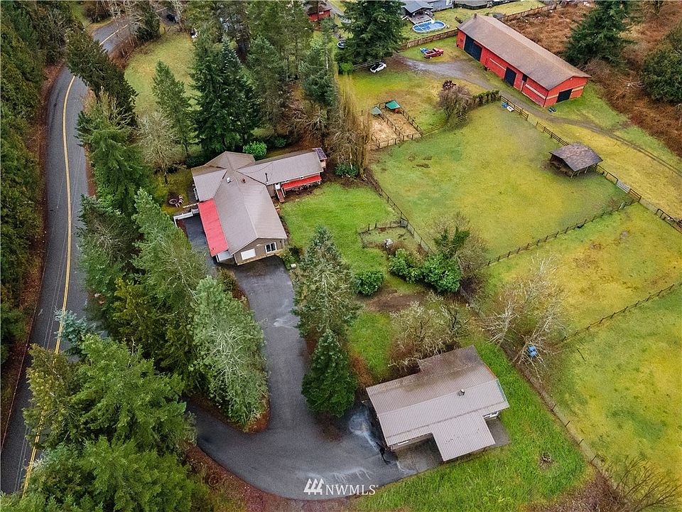 1.5 acres with two homes on the property!