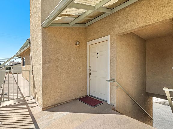 3rd image of 120 Bonita St APT C
