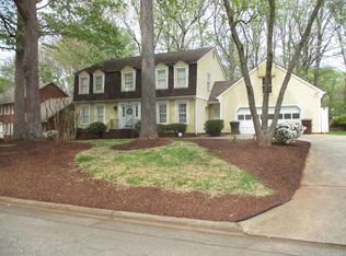 1502 Fox Hollow Rd, Greensboro, NC 27410