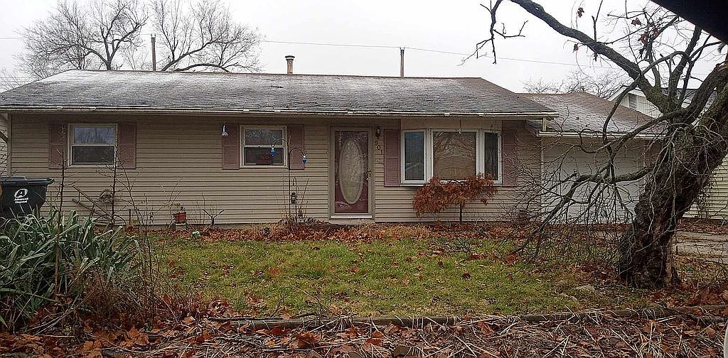 901 Glenview Dr, Tuscola, IL 61953 Zillow