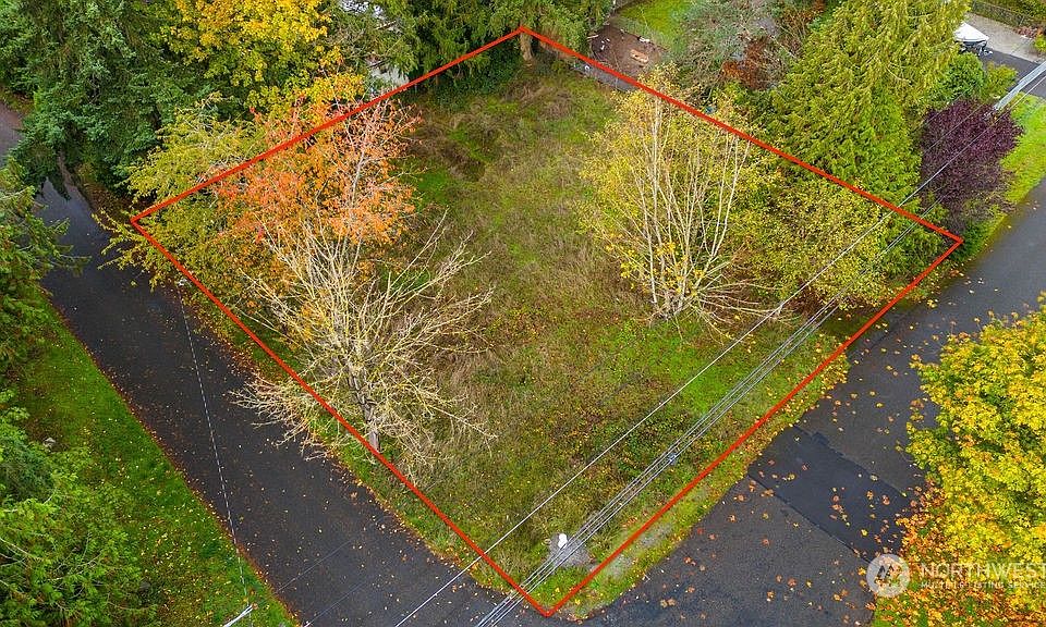 1st image of 9510 198th Avenue Pl E
