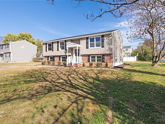 3rd image of 6211 Checkerberry Dr