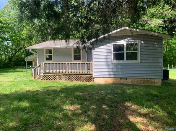 203 Lee St, Scottsboro, AL 35768