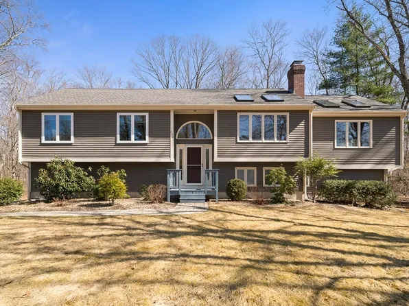 208 Prospect St, Ashland, MA 01721