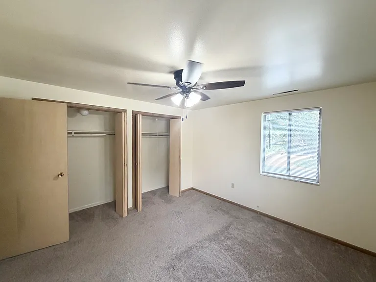 242 Noble Ave #105 — Photo 12