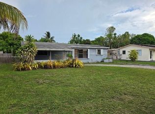 2401 Largo Dr, Hollywood, FL 33023