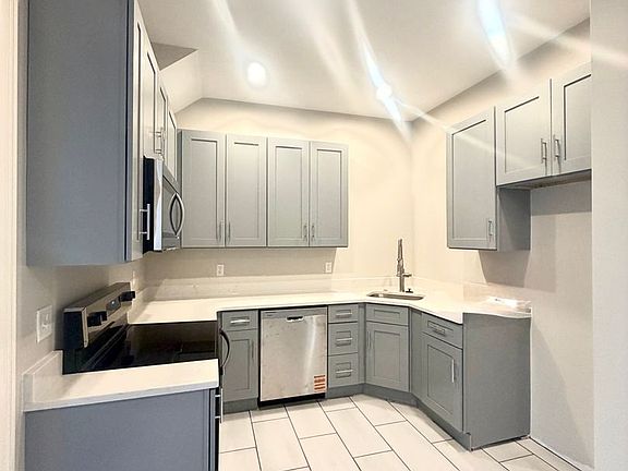 4th image of 4397 Gibson Ave #4397A