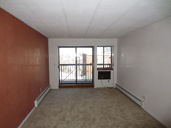 4th image of 6531 52nd Ave APT 1E
