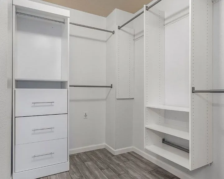 11502 Johnny Weismuller Ln — Photo 22