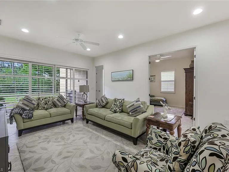 11072 Esteban Dr — Photo 3