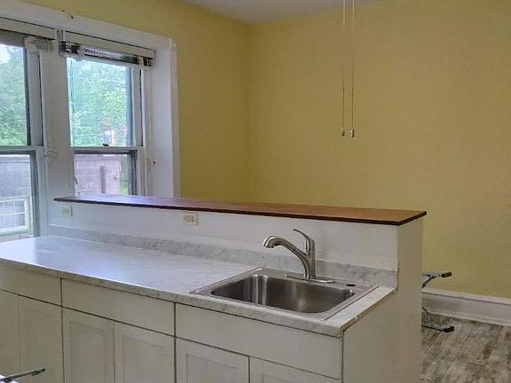 2nd image of 50 W La Crosse Ave Floor 1