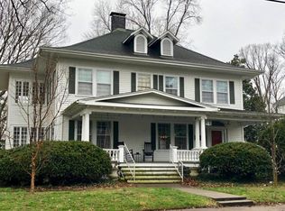 2027 Division St, Murphysboro, IL 62966