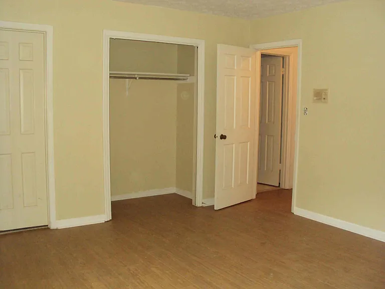 360 Winding River Dr — Photo 10