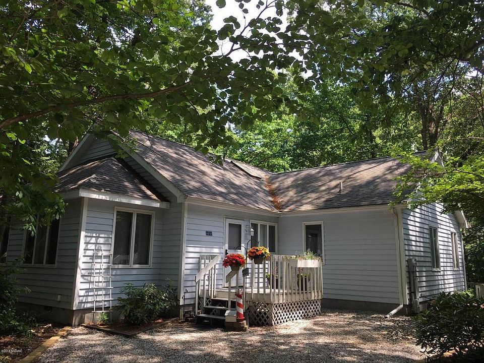 1st image of 4115 Cherokee Dr