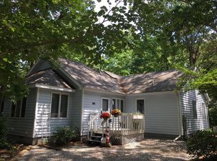 4115 Cherokee Dr, New Buffalo, MI 49117