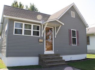 526 W Monroe St, Herrin, IL 62948