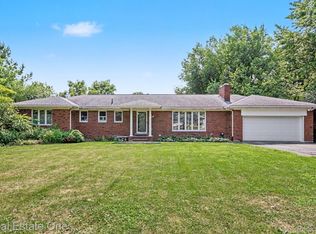 2888 Colonial Way, Bloomfield Hills, MI 48304