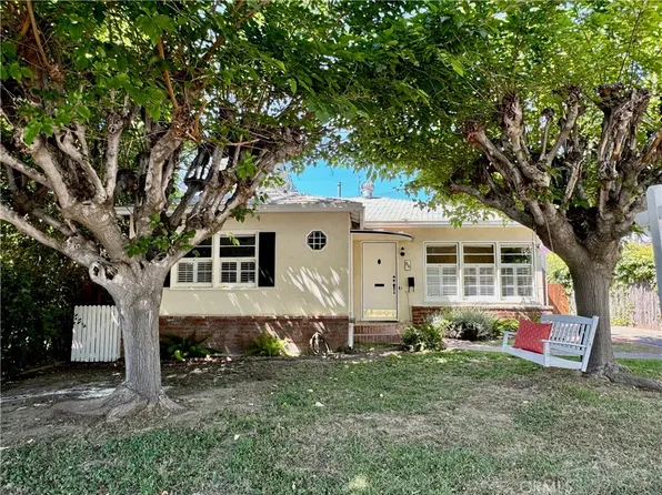 84 San Gorgonio Dr, Redlands, CA 92373