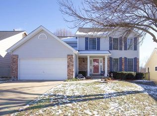 202 Westridge Parc Ln, Ballwin, MO 63021