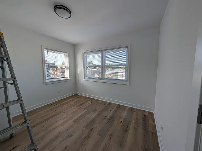 4048 N Mozart St #2 — Photo 12