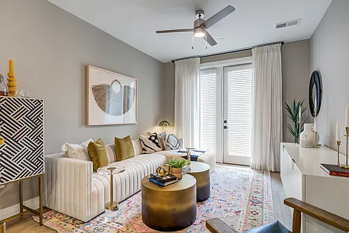 Margaux Midtown Photo 1