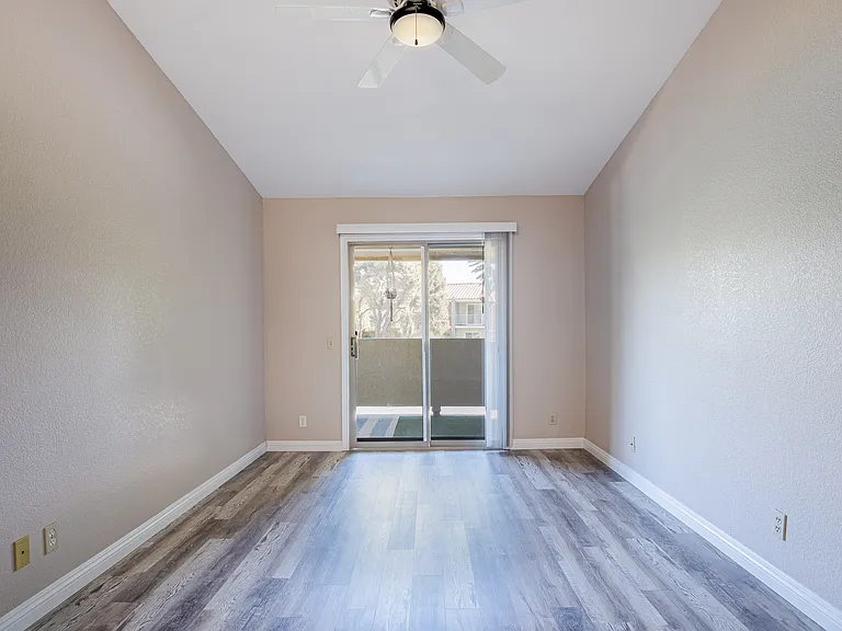 448 Tava Ln — Photo 14