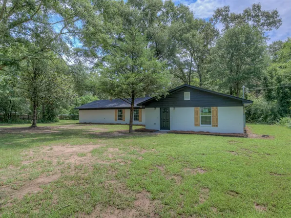 4693 Larry Ln, Shreveport, LA 71107