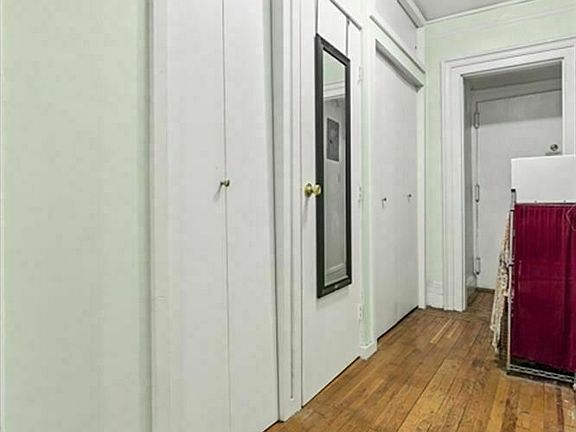 5th image of 141 E 57th St APT 4R