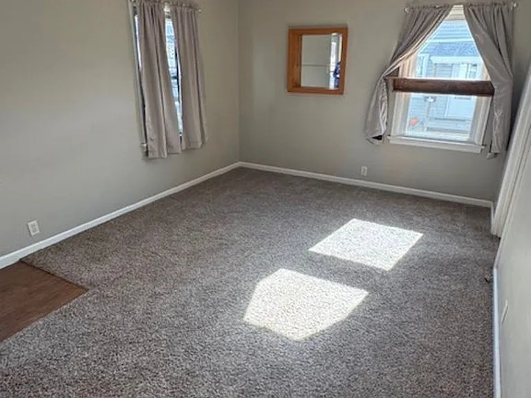 615 Garfield St — Photo 2