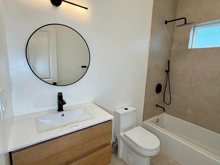 46 N Hamilton St #5 — Photo 6