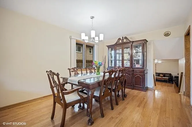 9144 N Lincoln Ave — Photo 5