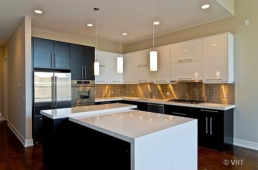 2nd image of 2103 N Campbell St #1N